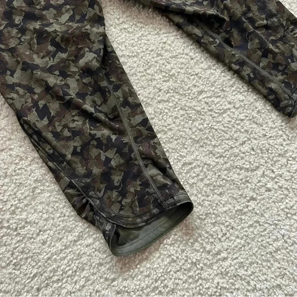 Lululemon Run Top Speed Capri Crop Full On Luxtreme Wm Sz 10 Mystic Jungle Green - Picture 7 of 13